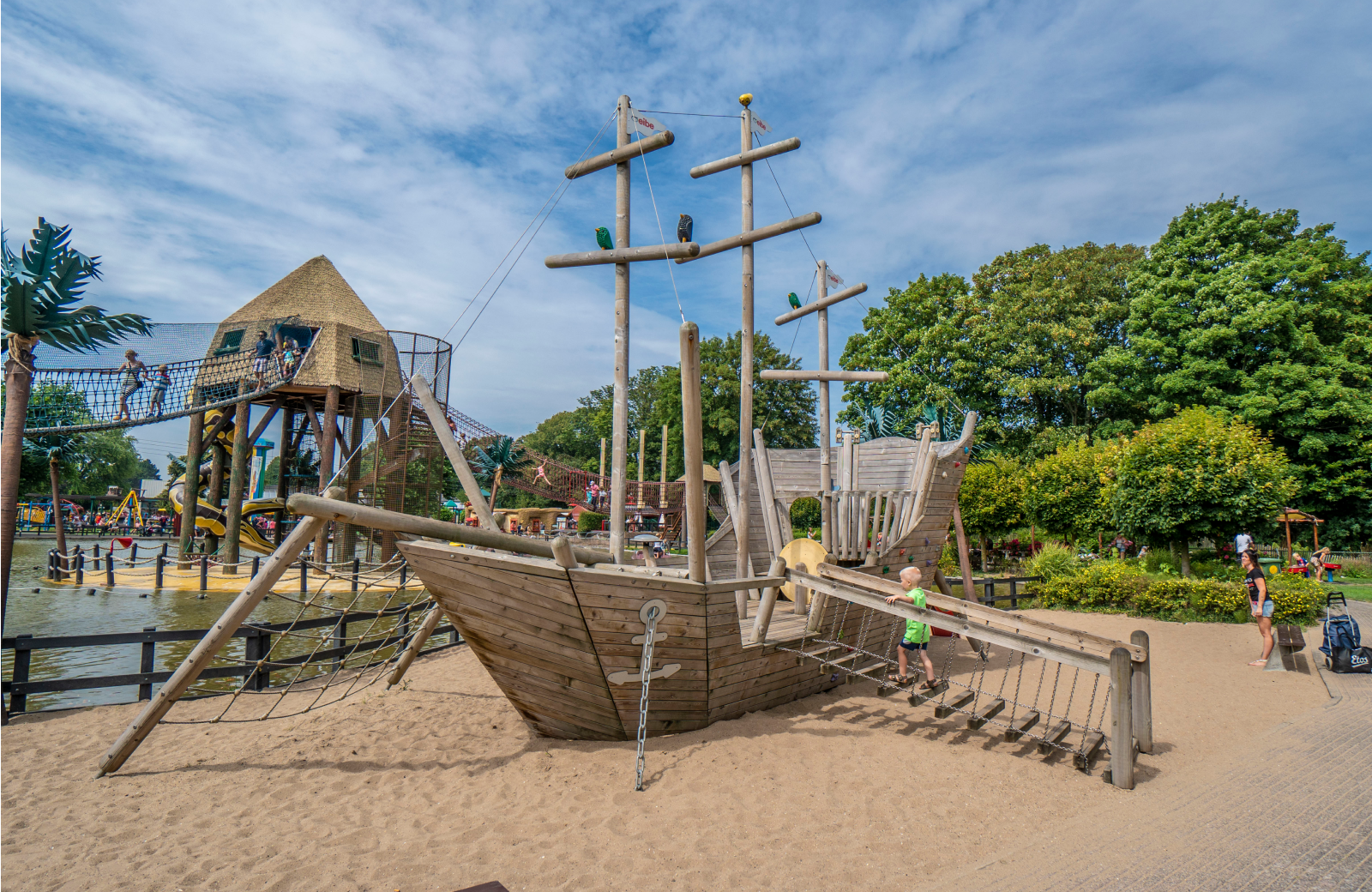 Linnaeushof schip 65e05851aa6e1